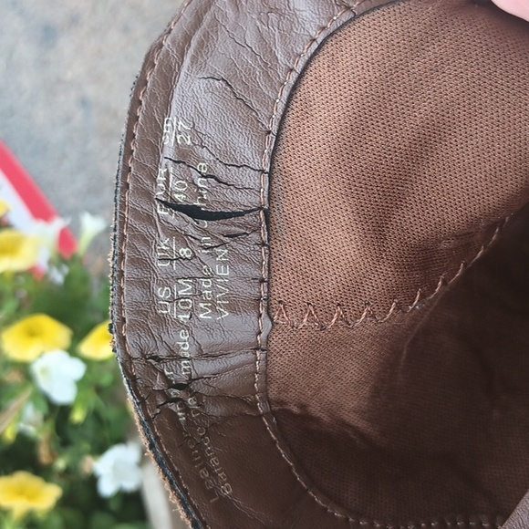 Suede booties gently used last sale - Picture 6 of 9